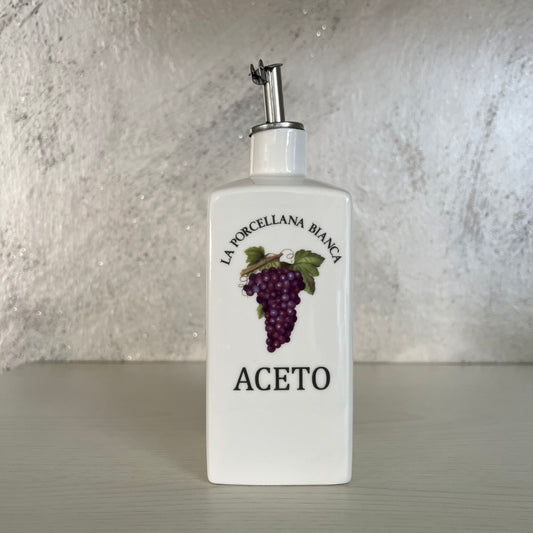 Acetiera decorata